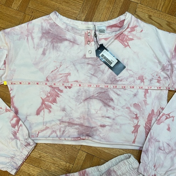 Luna - Picture 6 of 13